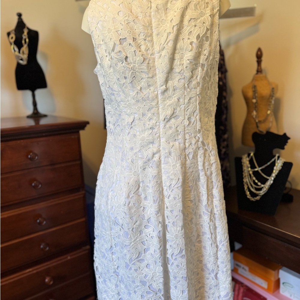 Lauren Ralph NWT Mini White Eyelet Floral Overlay Sleeveless Summer Dress Sz 12 - Picture 8 of 16